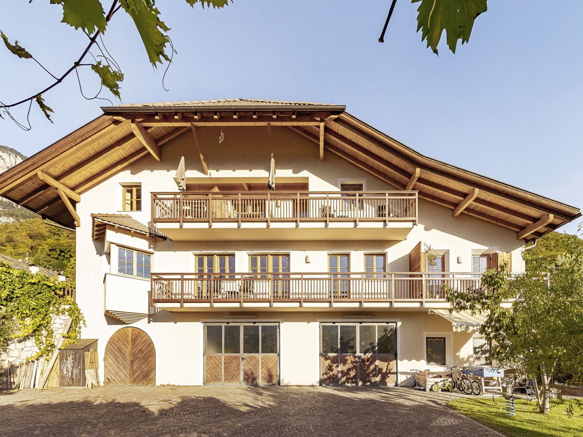 Holiday apartment Obstgarten im Lindenhof - Outdoor photo 2
