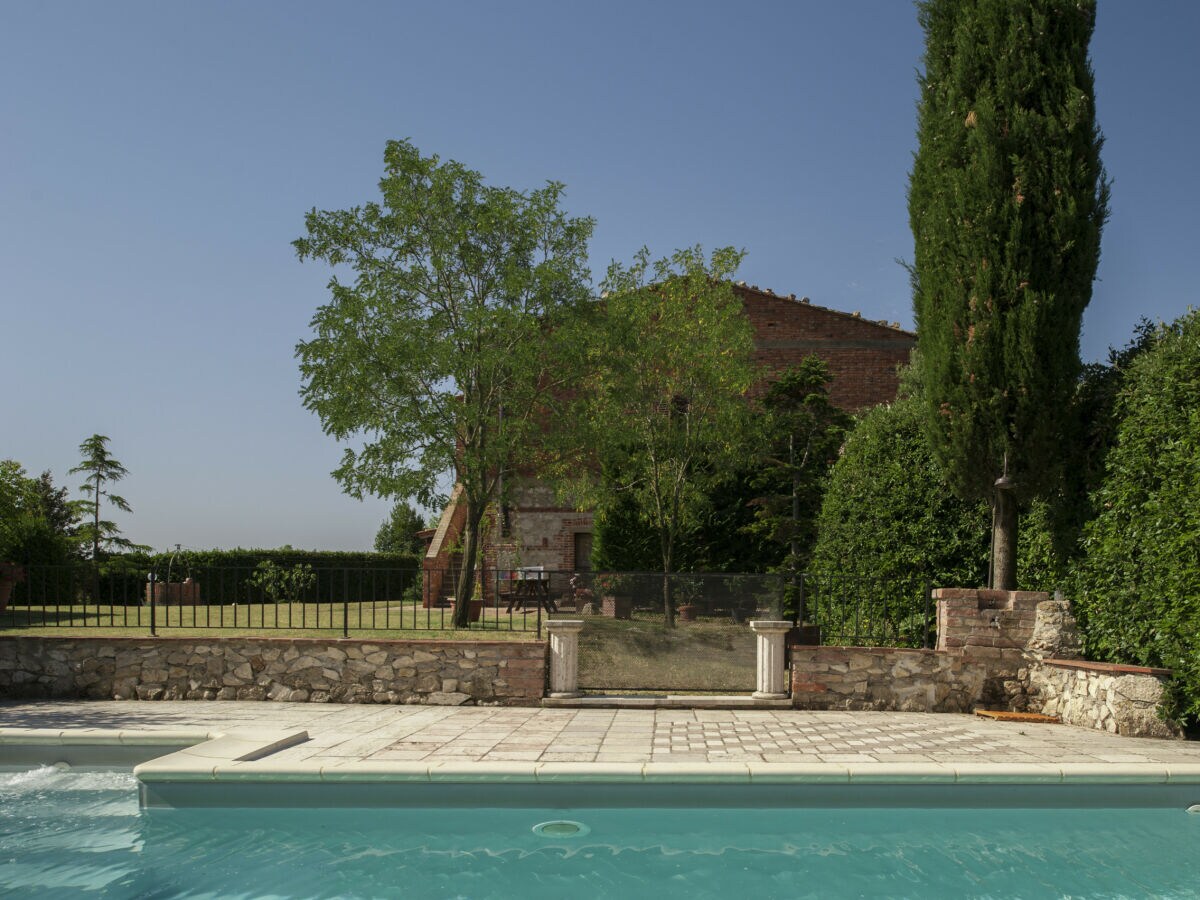 Apartment Ficonovo is Your Agritourism with Pool - Outdoor photo 2