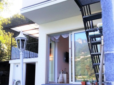 Chalet Direct on Lugano Lake: Take a Swim from your Villa - Outdoor photo 16