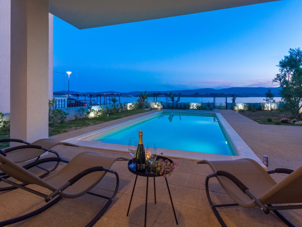 Villa Villa in Turanj mit Meerblick - Outdoor photo 2