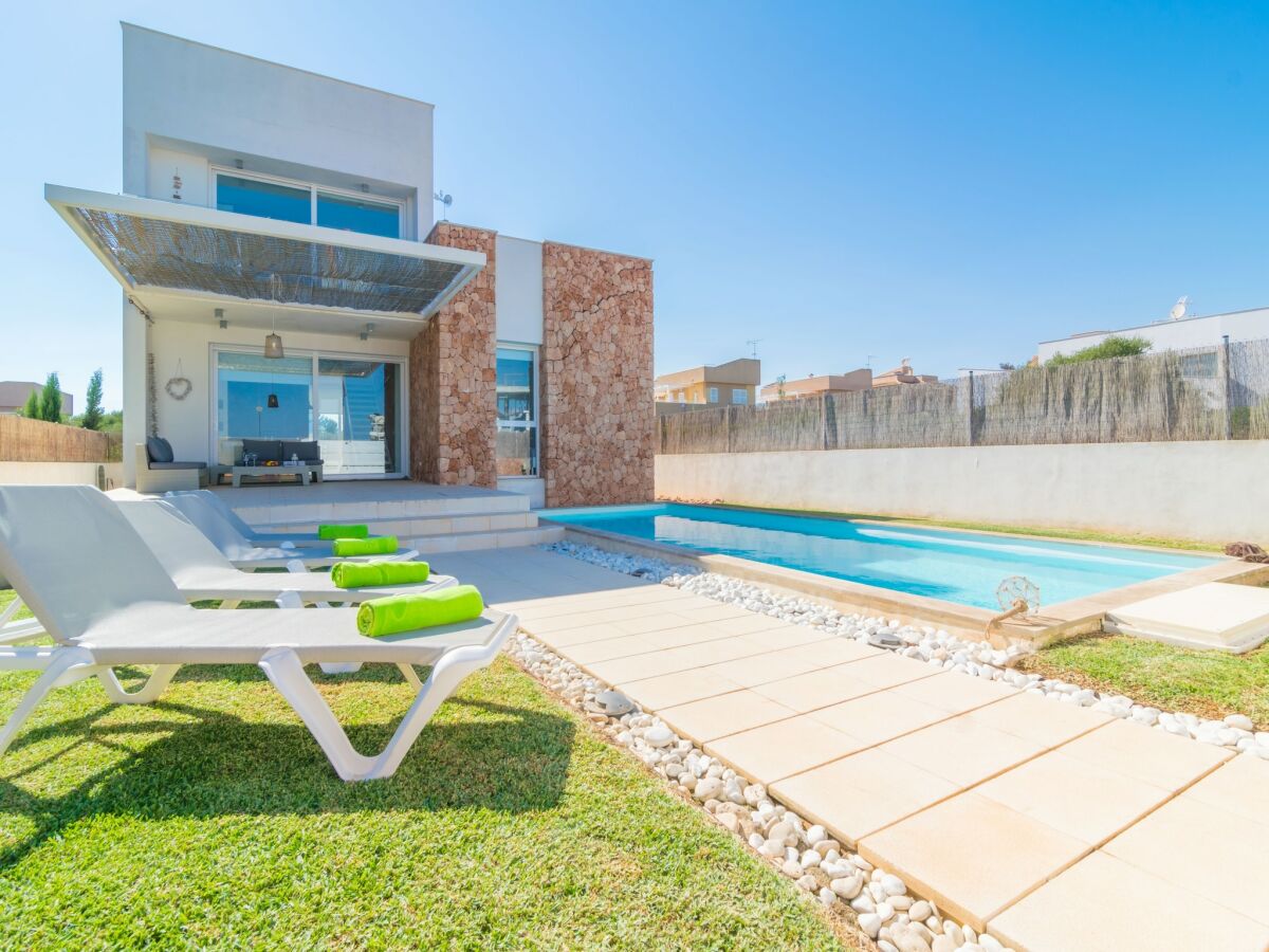Villa Can BosquerrÓ - Villa With Private Pool