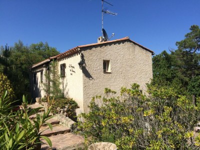 Holiday house Holiday Home in Fréjus with Pool & Tennis - Outdoor photo 2