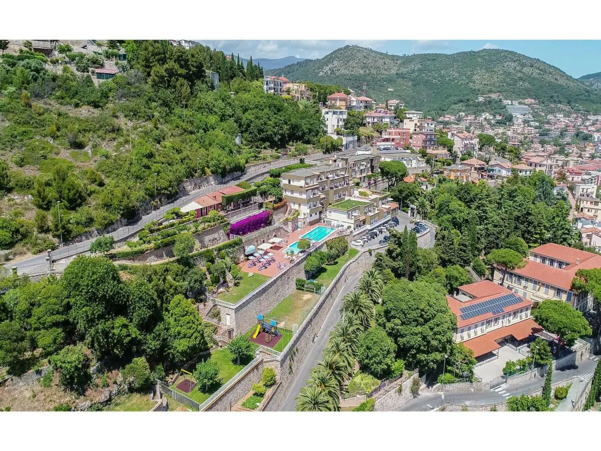 Apartment Klassisches Appartement in Pietra Ligure - Outdoor photo 3