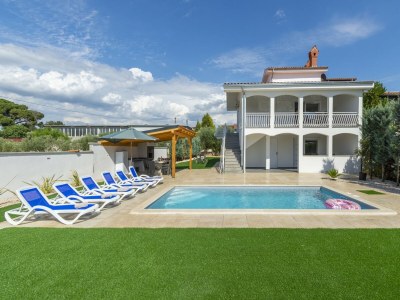 Villa Entspannende Villa in der Nähe von Porec mit Pool - Outdoor photo 12