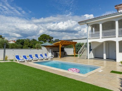 Villa Entspannende Villa in der Nähe von Porec mit Pool - Outdoor photo 14
