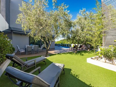 Villa Villa mit Pool, Spielzimmer, Garten in Mali Maj - Villa