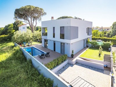 Villa Villa mit Pool, Spielzimmer, Garten - Outdoor photo 3