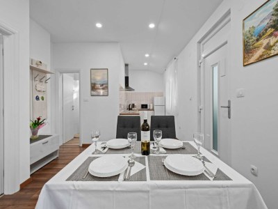 Apartment One-bedroom apartment near beach - Features photo 10
