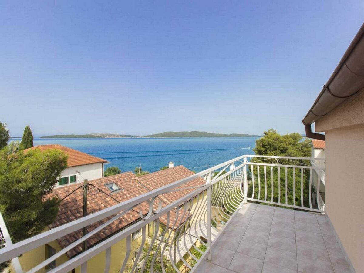Apartment Wohnung in Brodarica am Sandstrand - Outdoor photo 3