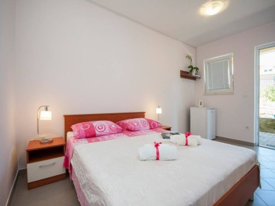 Apartment Apartment in Dalmatia with garden view - Features photo 6