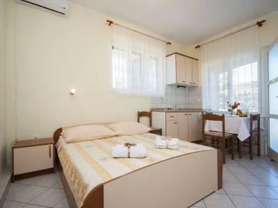 Apartment Inviting studio apartment in Primošten - Features photo 8