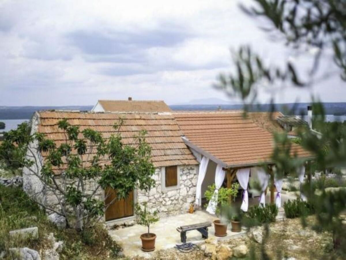 Apartment Studio in Raslina nahe Krka und Strand - Outdoor photo 2