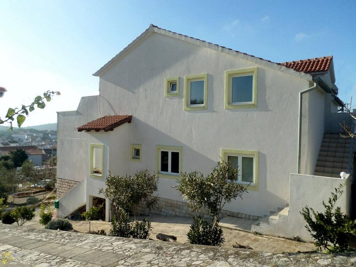 Apartment Zwei-Zimmer-Wohnung in Jezera
