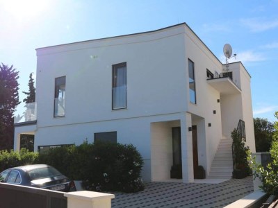 Apartment Charming one-bedroom apartment in Ugljan - Outdoor photo 3