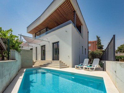 Villa Wunderschöne Villa mit Meerblick in Premantura - Outdoor photo 19