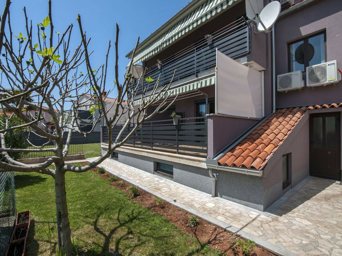 Apartment Relaxing Studio with Lovely Terrace - Kajfes A2 - Outdoor photo 2