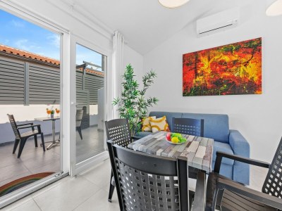 Apartment Attractive apartment in Peroj with terrace - Features photo 5