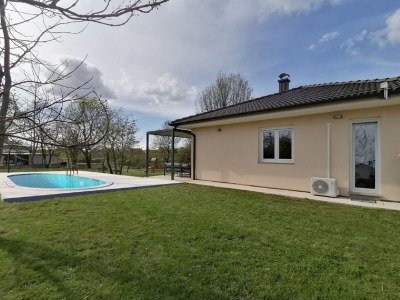 Holiday house Villa Leonika in Zminj - Holiday house