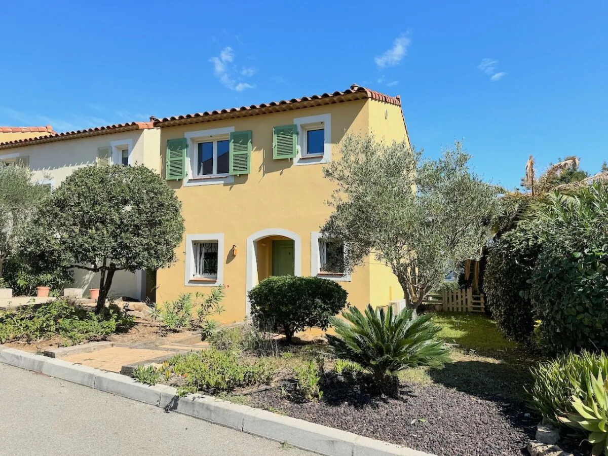 Holiday house Maison Jaune