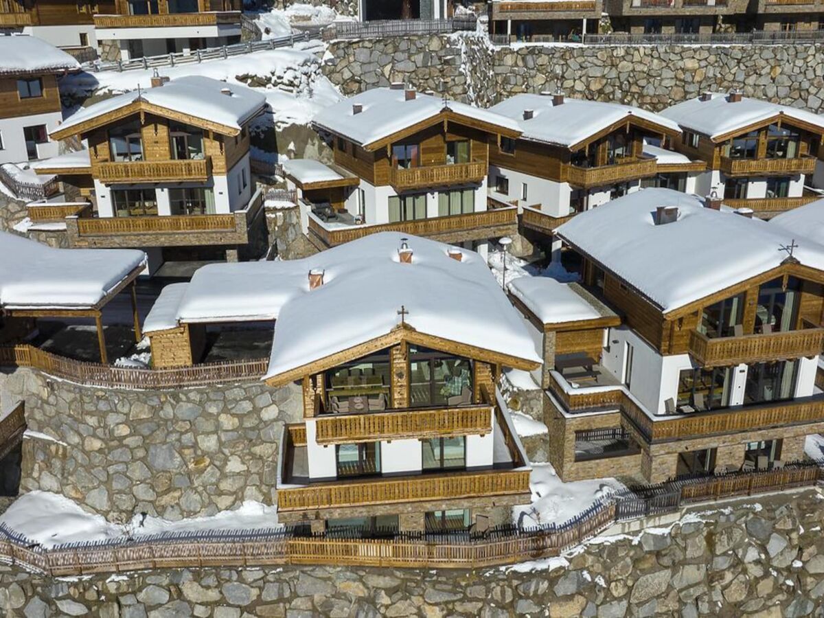 Holiday park Stylish Chalet by Ski Slopes