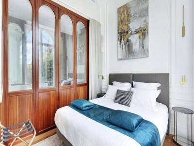 Apartment Maison Labruyère – Royal Garden Suite - Features photo 18