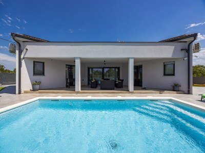 Villa Villa with Private Illuminated Pool - Outdoor photo 22