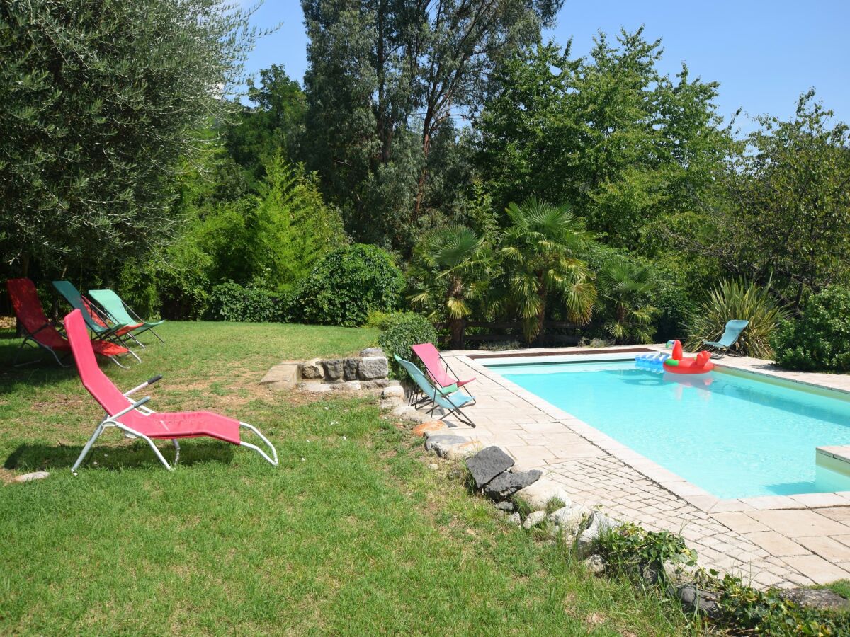 Holiday house Holiday Home in Ardèche near Château de Ventadour - Outdoor photo 4