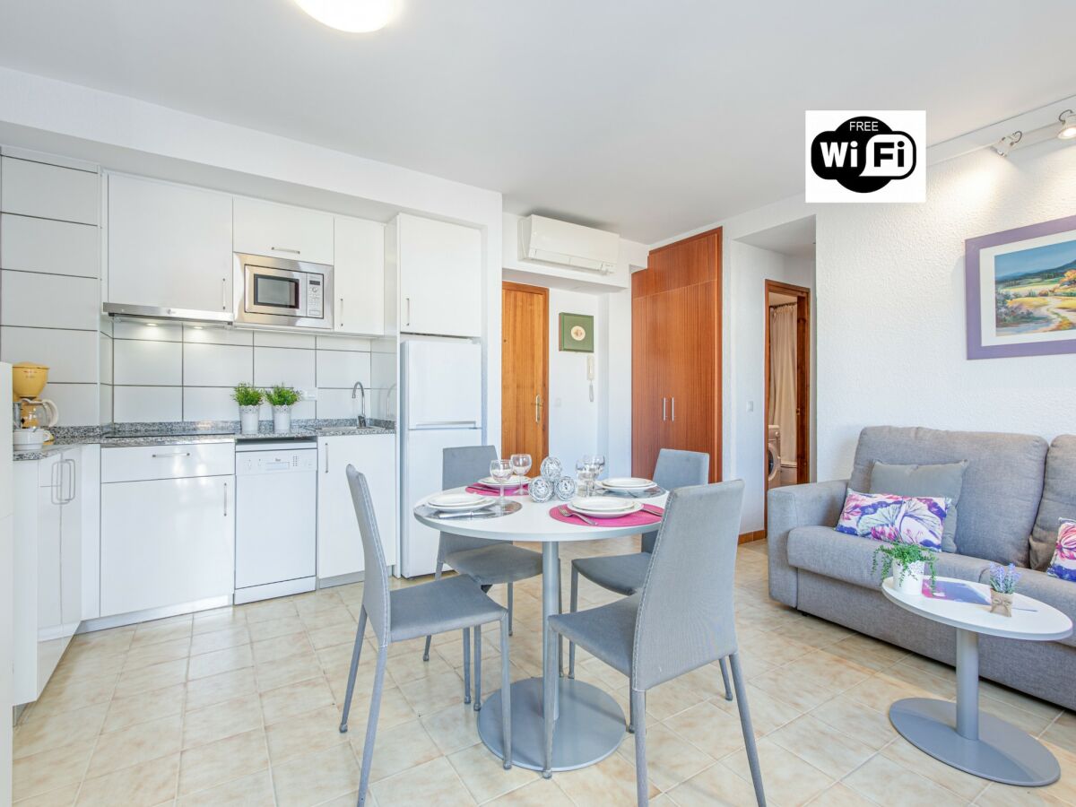 Apartment Apartment in Roses near Nova Beach