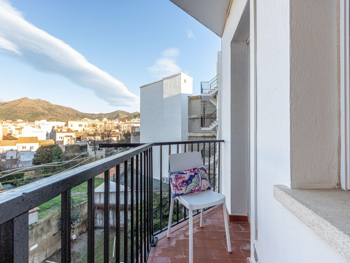 Apartment Apartment in Roses near Nova Beach - Outdoor photo 5