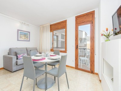 Apartment Apartment in Roses near Nova Beach - Features photo 6