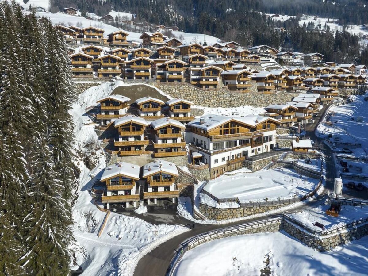 Holiday park Alpine Chalet with Mountain Views - Outdoor photo 5
