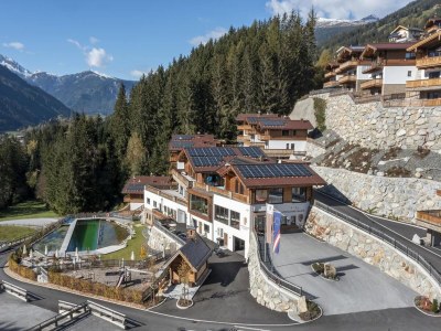 Holiday park Chalet near Ski Lift with Garden - Outdoor photo 6