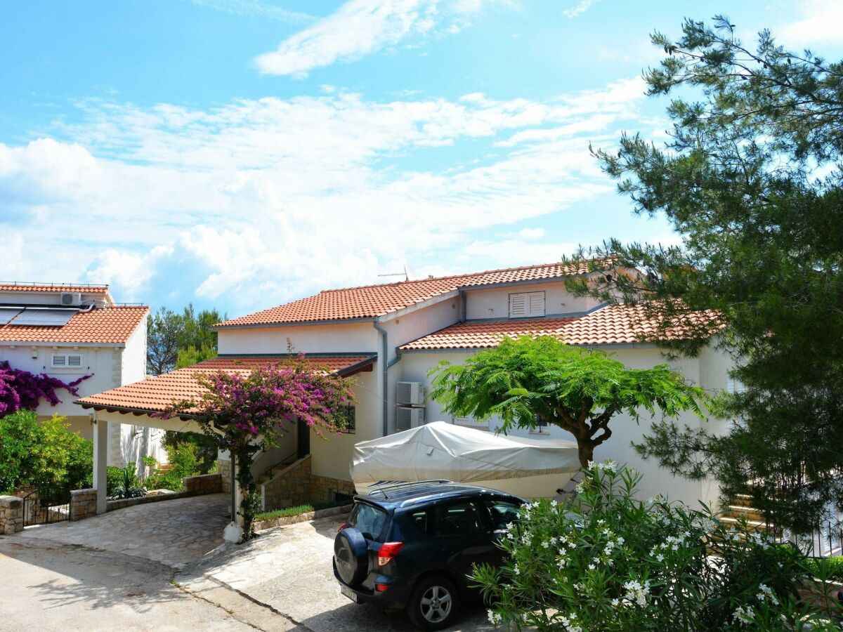 Apartment Blissful Bay Apartments Vrboska - One Bedroom Apartment with Balcony - Outdoor photo 2