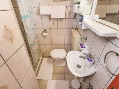 Apartment Charming One Bedroom Apartment Povljana - One Bedroom Apartment - Features photo 13