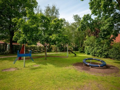 Holiday park Holiday home with dishwasher, 18 km. from Tilburg - Outdoor photo 14