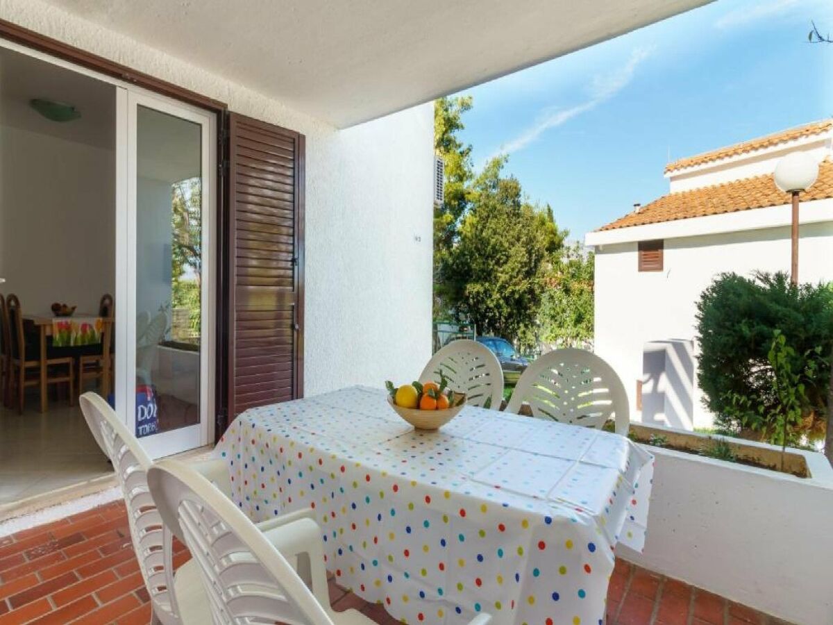 Apartment Lumbarda Resort Apartments - Standard One-Bedroom Apartment  E10 - Outdoor photo 2