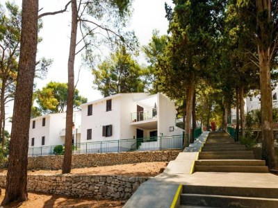 Apartment Lumbarda Resort Apartments - Standard One-Bedroom Apartment  E10 - Outdoor photo 7