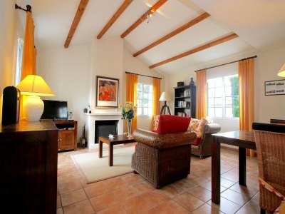 Holiday park Villa in France with Pool and Private Garden - Features photo 9