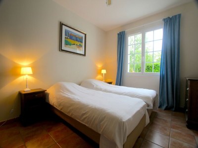 Holiday park Villa in France with Pool and Private Garden - Features photo 11
