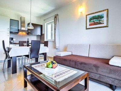 Apartment Wonderful Brsec Apartments with Sea View and Shared Pool - Comfort One Bedroom Apartment - Features photo 9