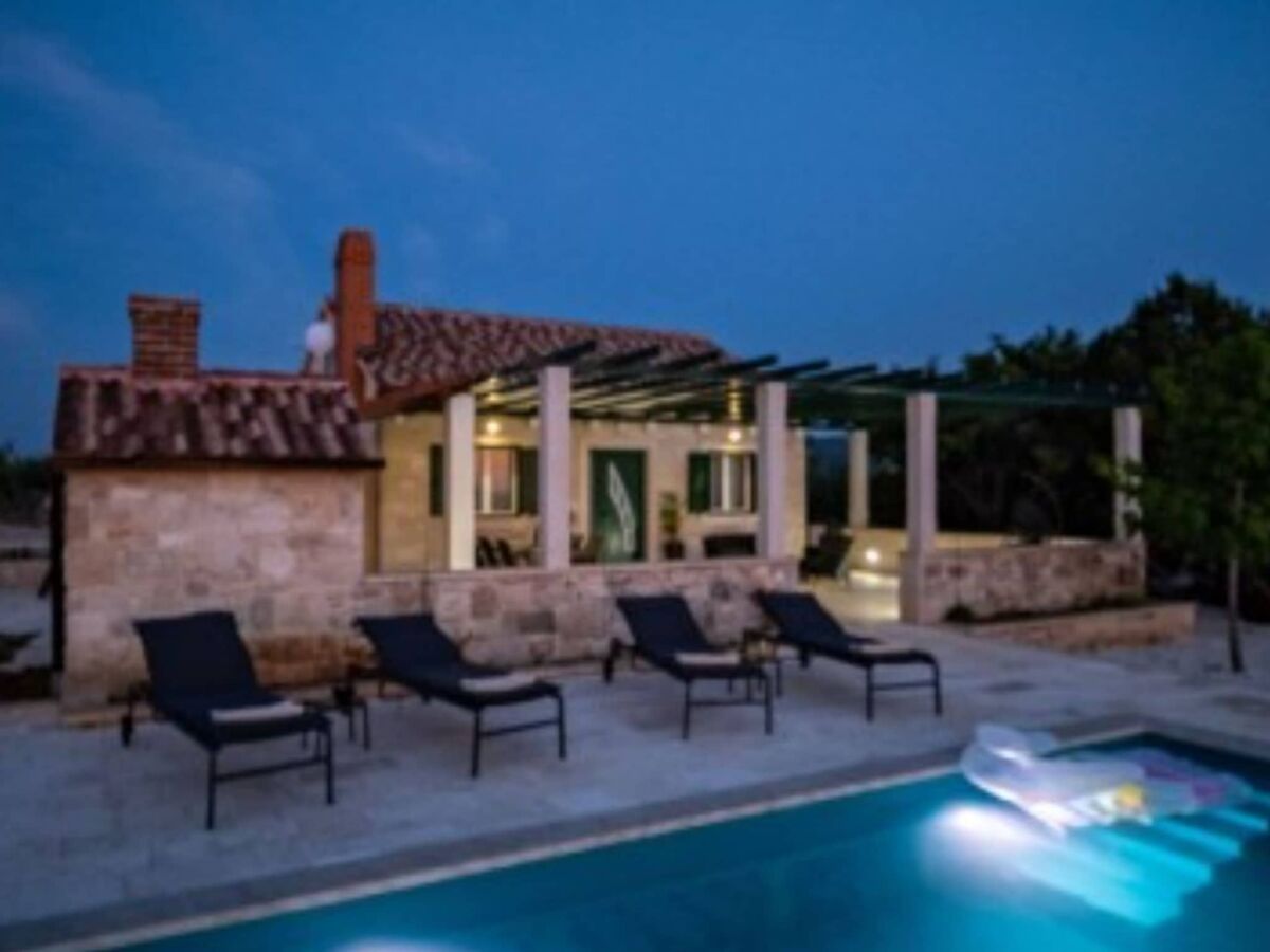 Holiday house Holiday Home Bračuta- Two Bedroom Holiday Home with Pool