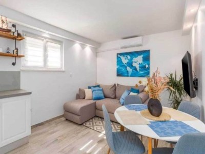 Apartment Two Bedroom Apartment with Terrace - Features photo 8