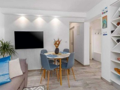 Apartment Two Bedroom Apartment with Terrace - Features photo 15