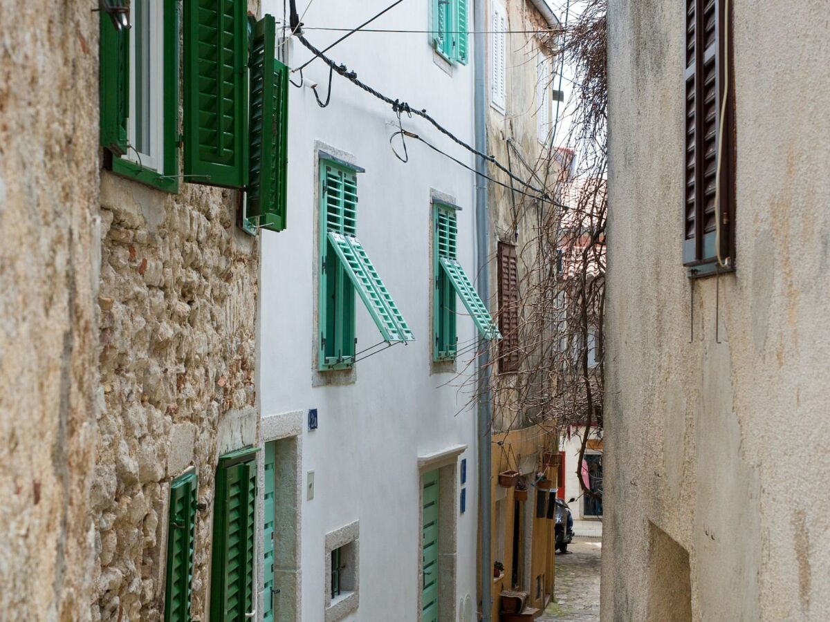 Apartment Vibrant and Elegant Downtown Krk Apartments - Classic Studio Apartment