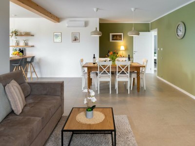 Holiday house Holiday Home Milevoj - Three Bedroom Holiday Home - Features photo 8