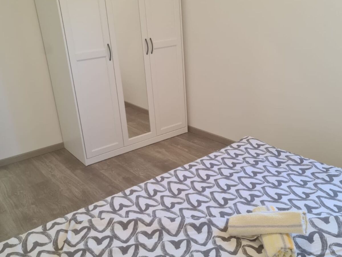 Apartment Apartments Rubbi - Two Bedroom Apartment with Terrace - Features photo 4