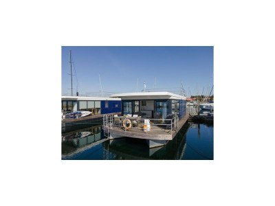 House boat Hausboot in Barth am Barther Bodden in Fischland-Darss-Zingst - House boat