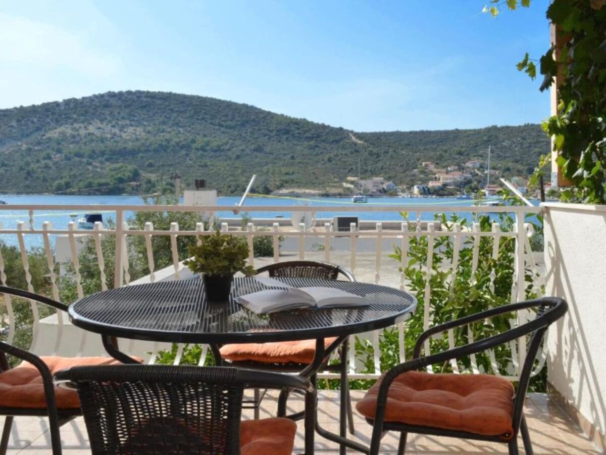Apartment Apartments Nina - Two Bedroom Apartment with Balcony A1 - Outdoor photo 4