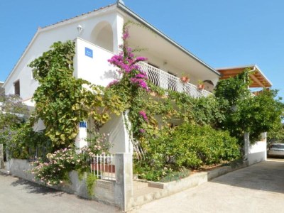 Apartment Apartments Nina - Two Bedroom Apartment with Balcony A1 - Outdoor photo 12