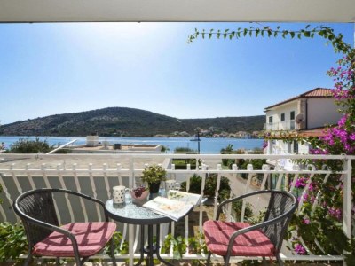 Apartment Apartments Nina - One Bedroom Apartment with Balcony A2 - Outdoor photo 6